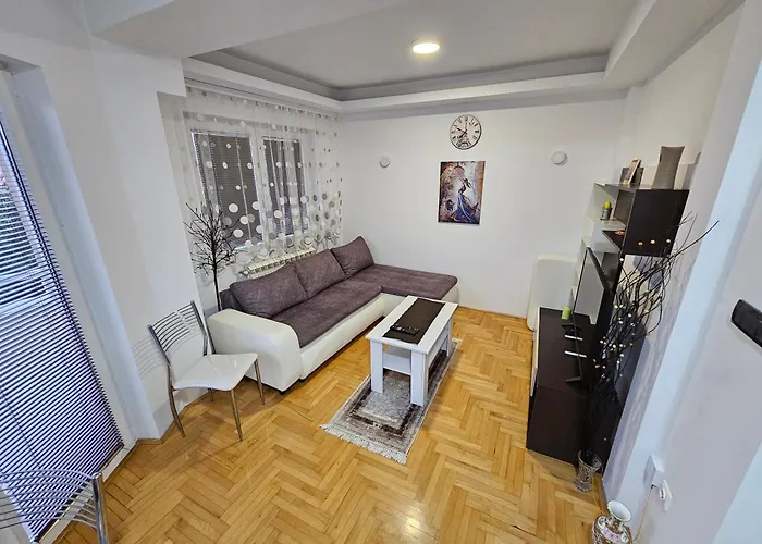 Iskra Apartment